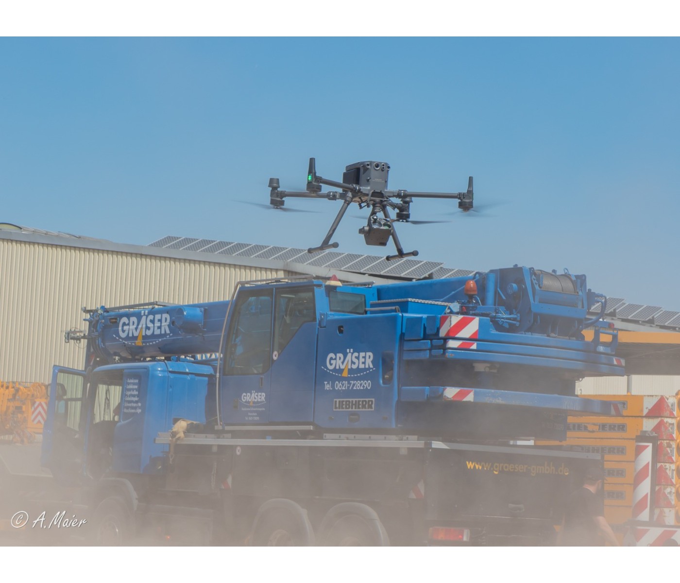 DJI Matrice 4TD + SAR UAV DJI Matrice 4TD + SAR UAV