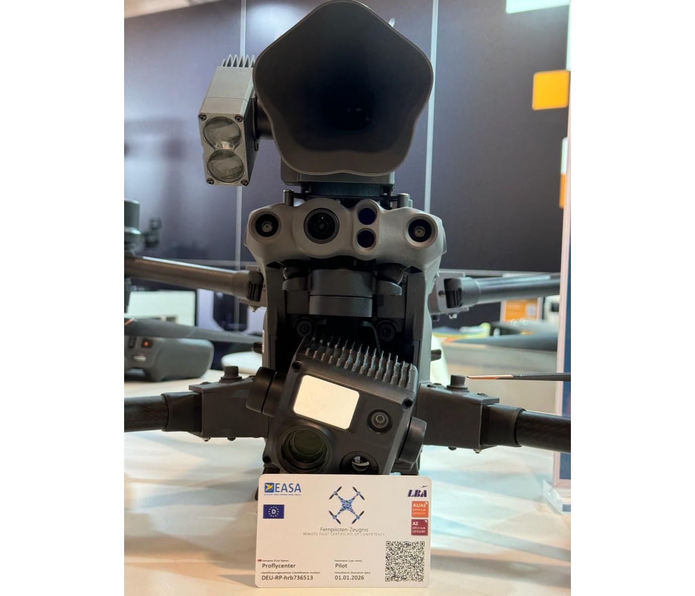 DJI Mavic 3 Thermal Advanced 2y + A2/STS Theory + STS Practice DJI Mavic 3 Thermal Advanced 2y + A2/STS Theory + STS Practice