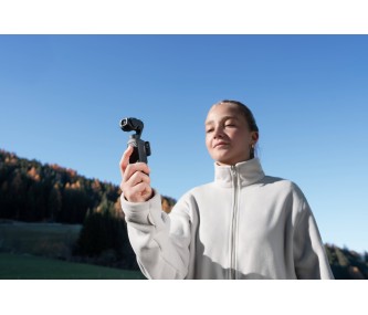 DJI Osmo Pocket 4