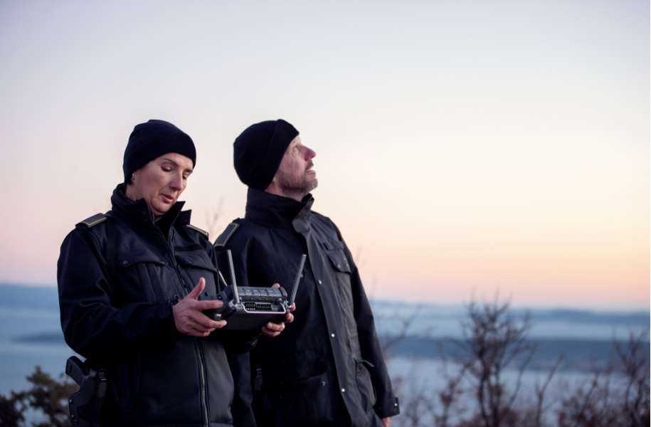 Gwarancja bezpieczeństwa dla DJI Dock 2: AVSS wyznacza nowe standardy zgodności dronów