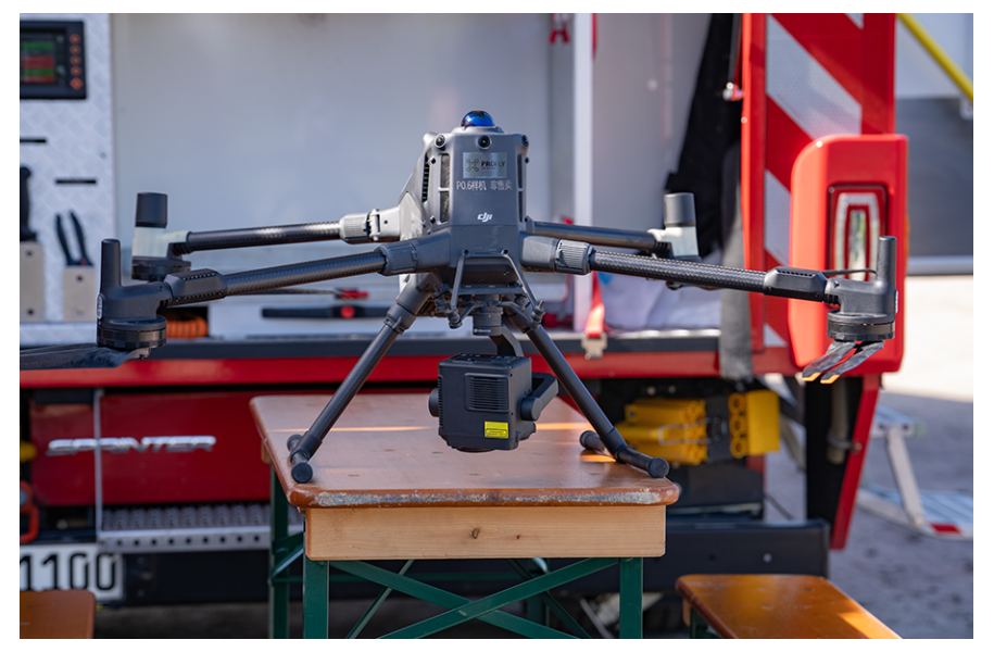 Conduct Public Safety Missions without Geo-Fencing Restrictions