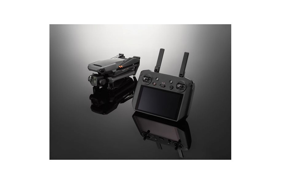 Die DJI Mavic 3 erobert den deutschen Luftraum!